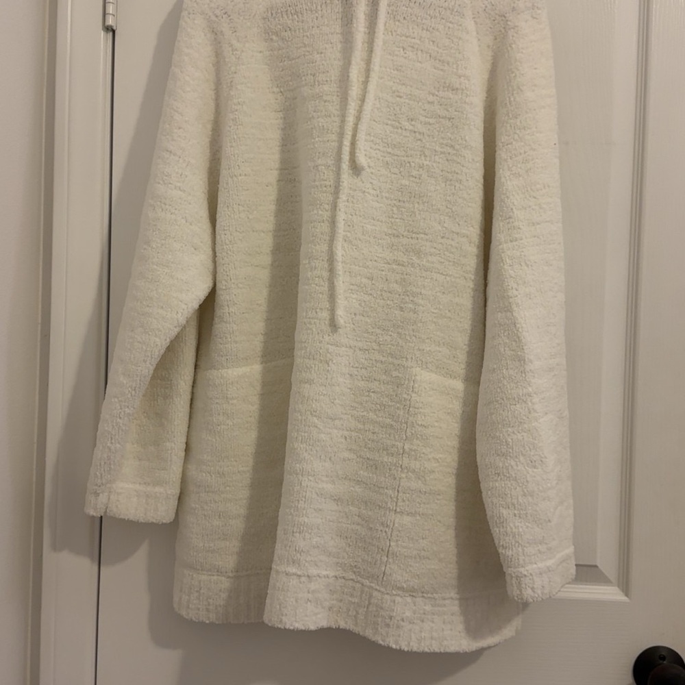 Elegant Cream Women's Cardigan